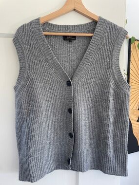 Quince Mongolian Cashmere Fisherman Sweater Vest